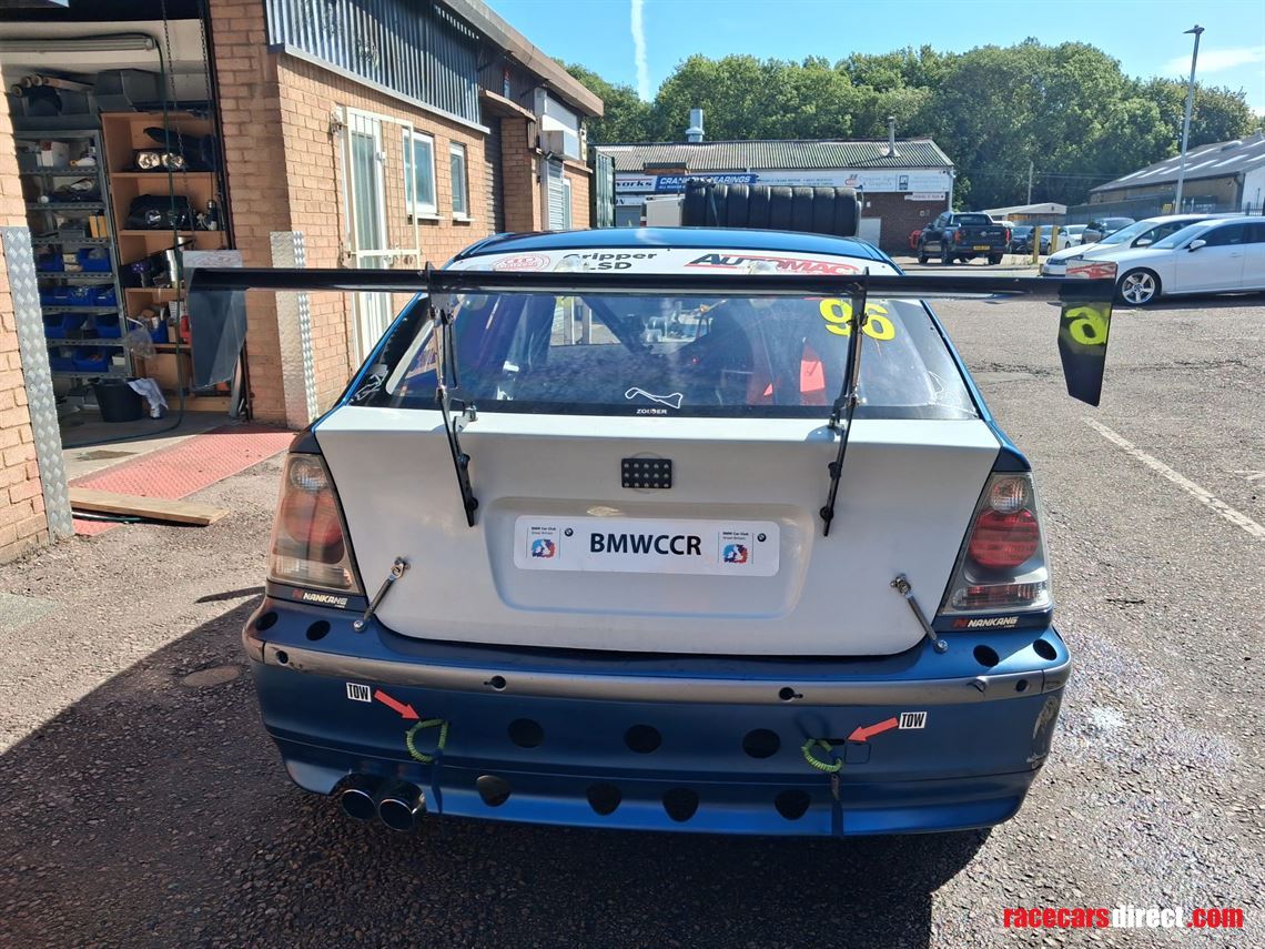 bmw-e46-compact-330i-race-car