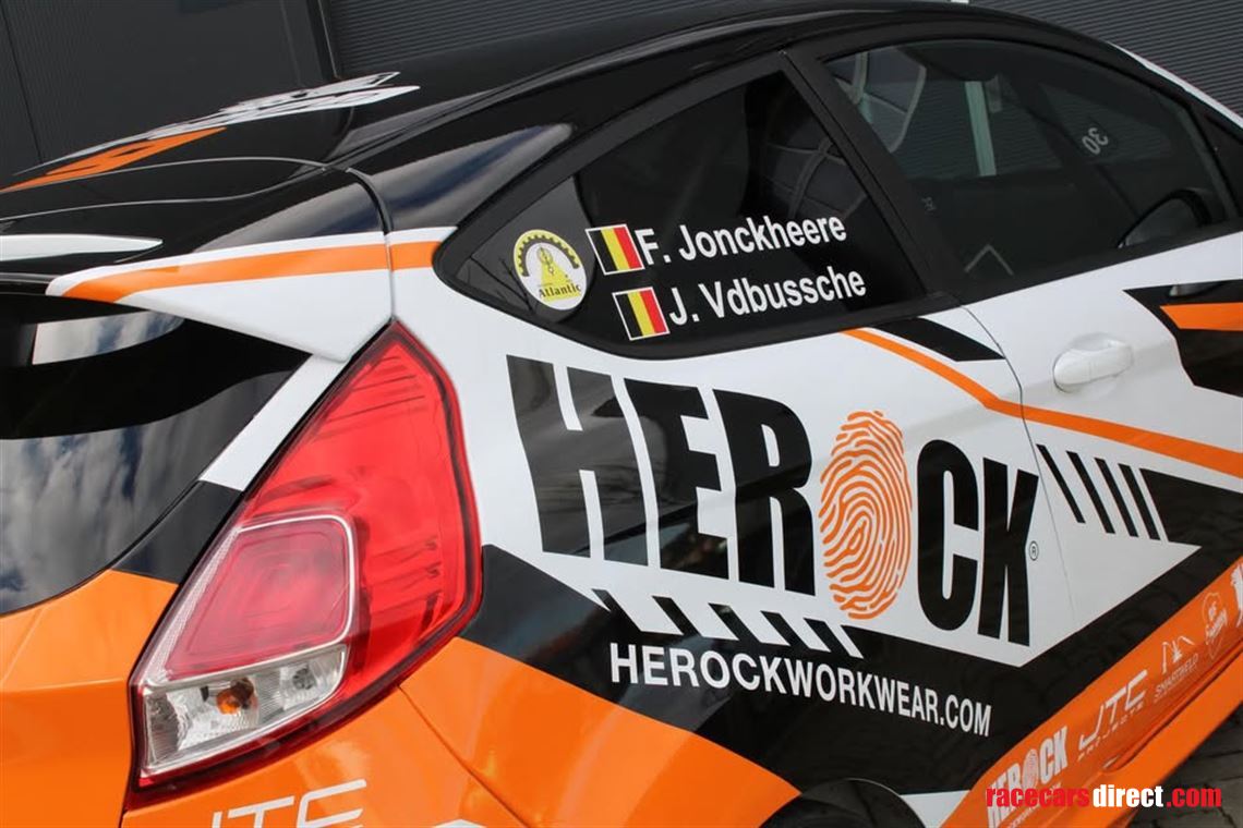 ford-fiesta-rally-r2t