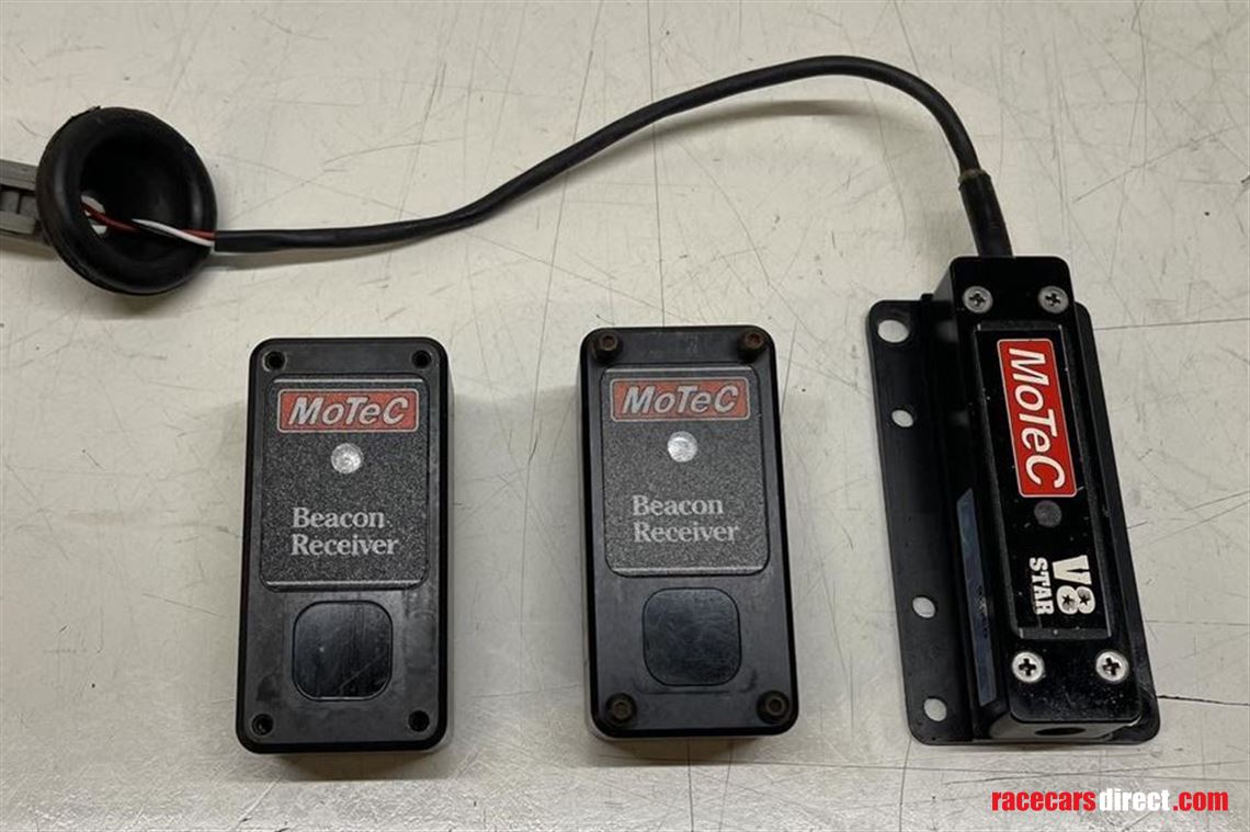 motec-beacon-revievers