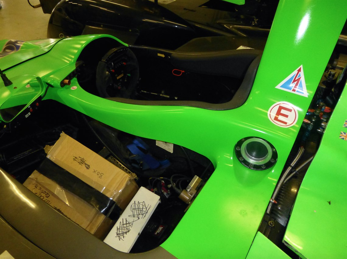 mg-lola-ex257-hu-mg-lmp003-ex-le-mans-20012