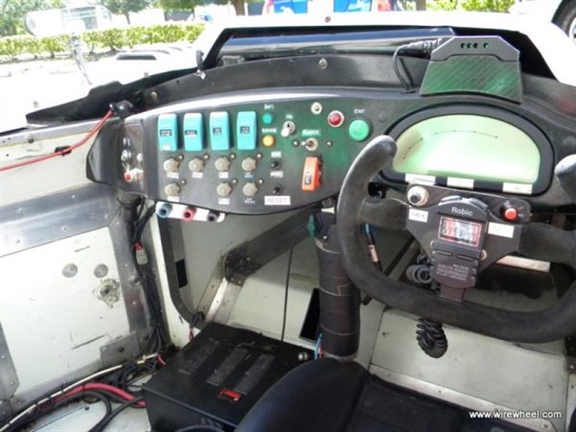 2000-lola-b2k40-lmp2