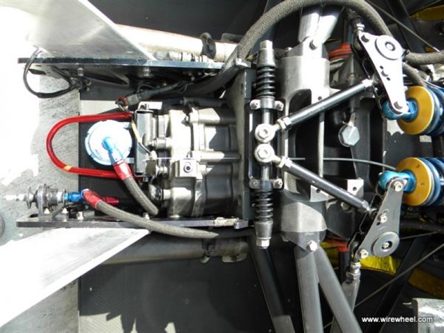 2000-lola-b2k40-lmp2