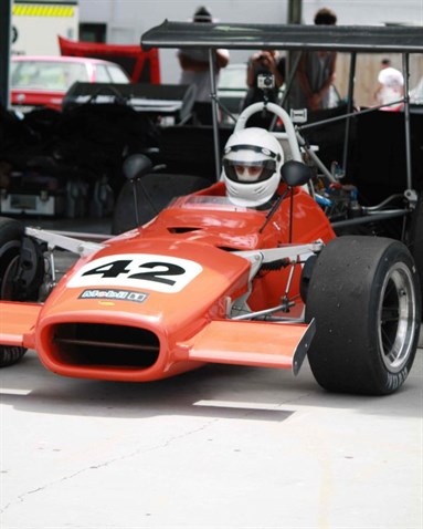 f5000-lola-t140-11---high-wing