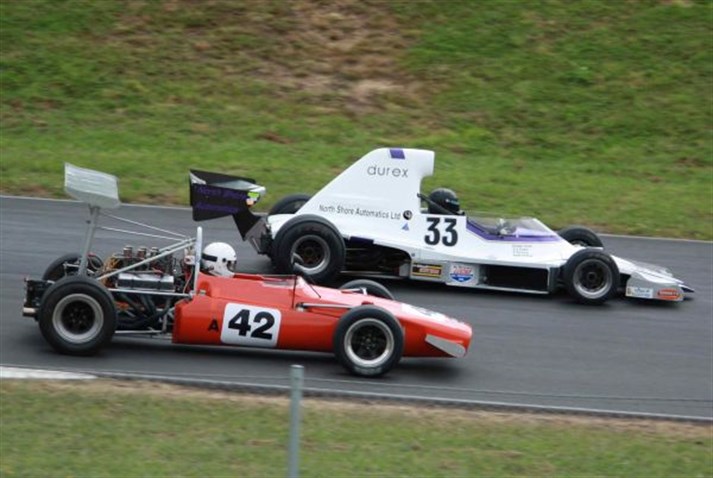 f5000-lola-t140-11---high-wing
