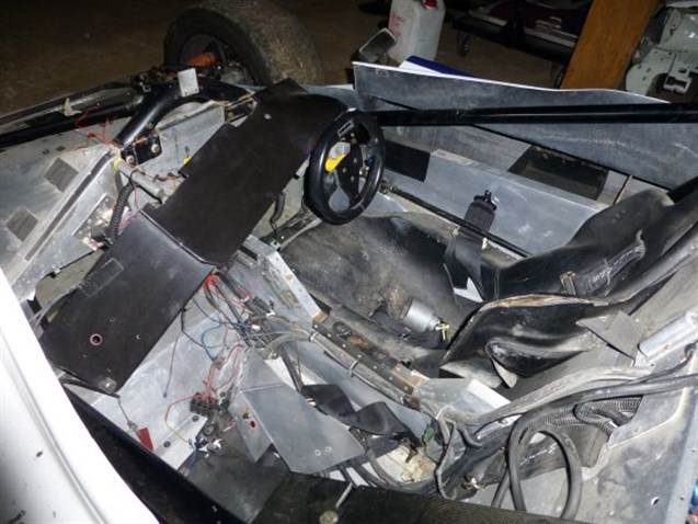 prototype-bodied-prosport-lm3000-with-v8-powe