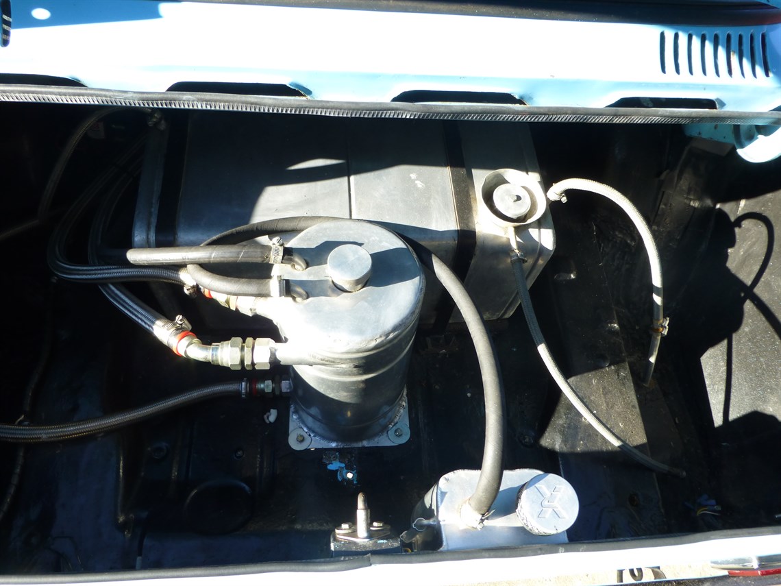 ford-escort-mk1-rs2000-with-v5