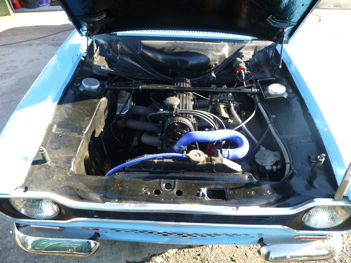 ford-escort-mk1-rs2000-with-v5