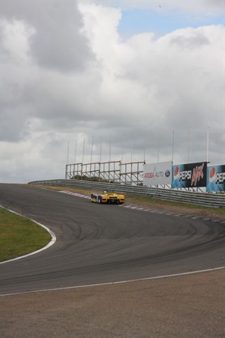 saker-sportscar-sprint