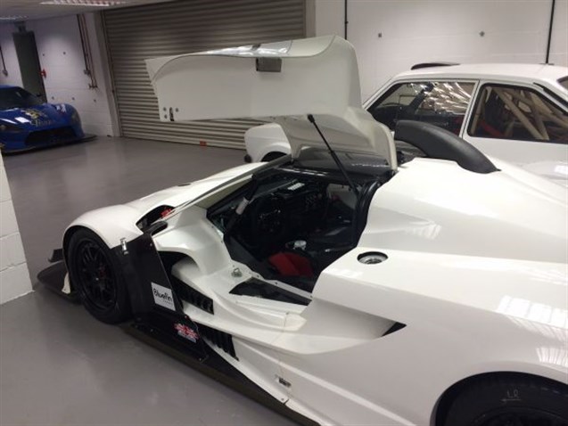 Racecarsdirect.com - Praga R4S LM