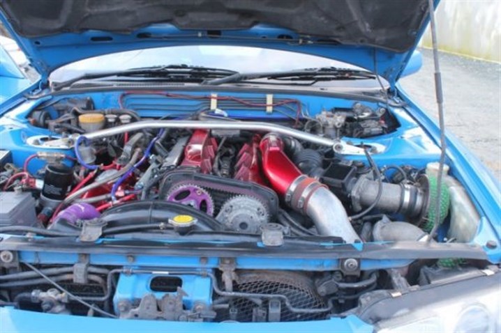 Racecarsdirect.com - NISSAN SKYLINE R32 GT-R RB26 CALSONIC REPLICA £7950