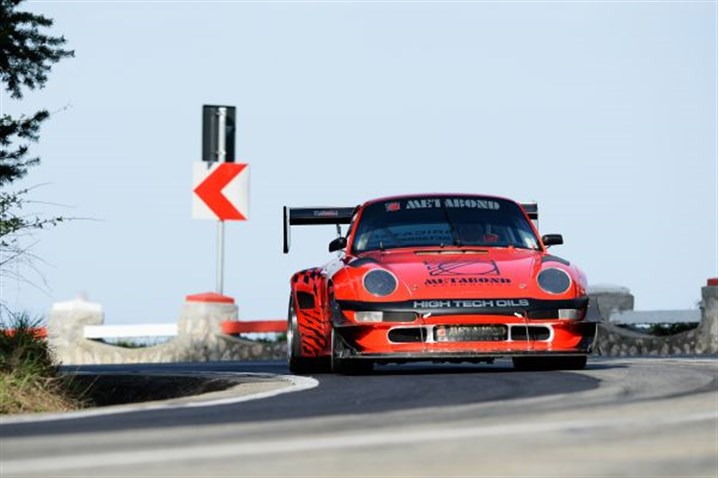 porsche-911-bi-turbo-gt2-820bhp