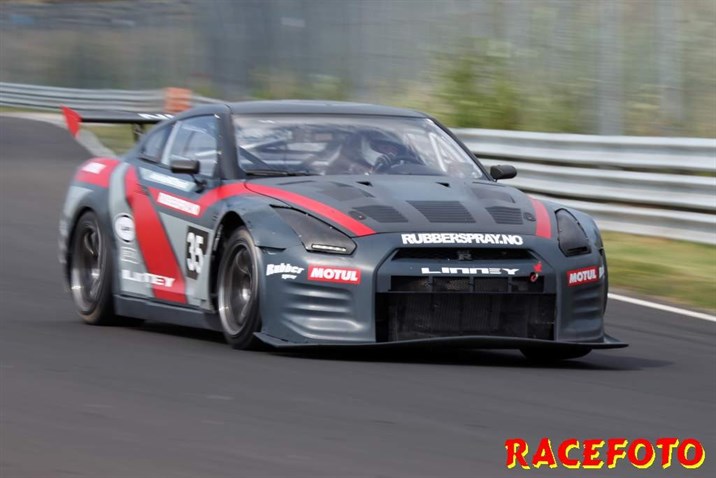 nissan-gt-r-r35-race-2010