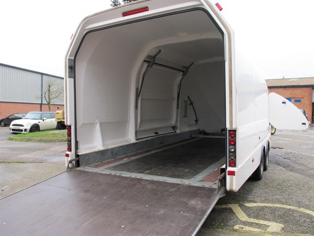 brian-james-race-shuttle-rs5-2011