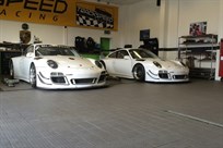 2-x-porsche-gt3-r---2015-fia-specification