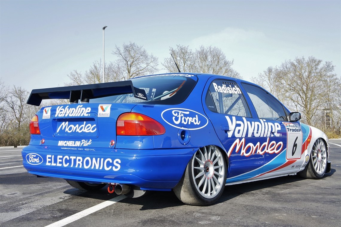 ford-mondeo-super-touring---btcc-1996---must