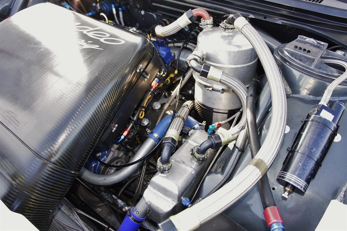 ford-mondeo-super-touring---btcc-1996---must