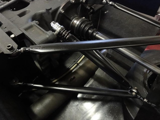 benetton-b190-official-f1-showcar-chassis-b19