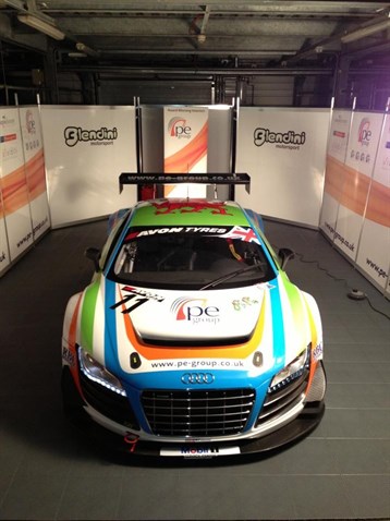 stunning-low-hours-audi-r8-lms-gt3