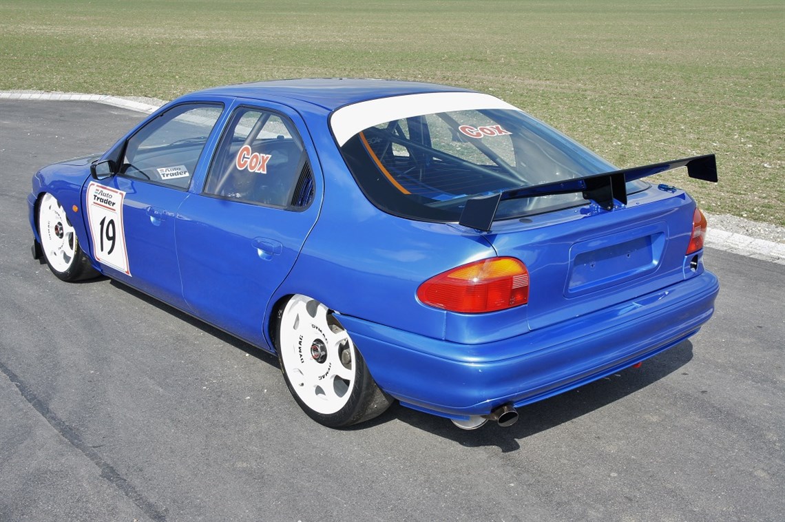 ford-mondeo-super-touring-car-ex-btcc-charlie