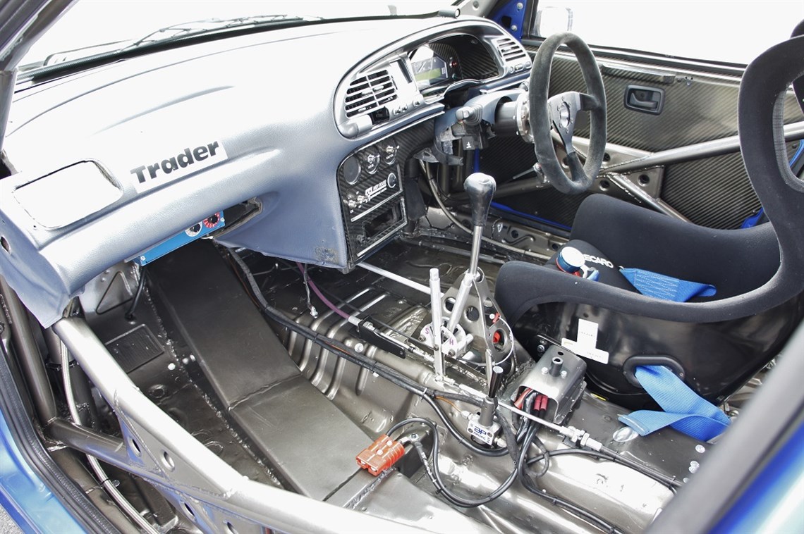 ford-mondeo-super-touring-car-ex-btcc-charlie