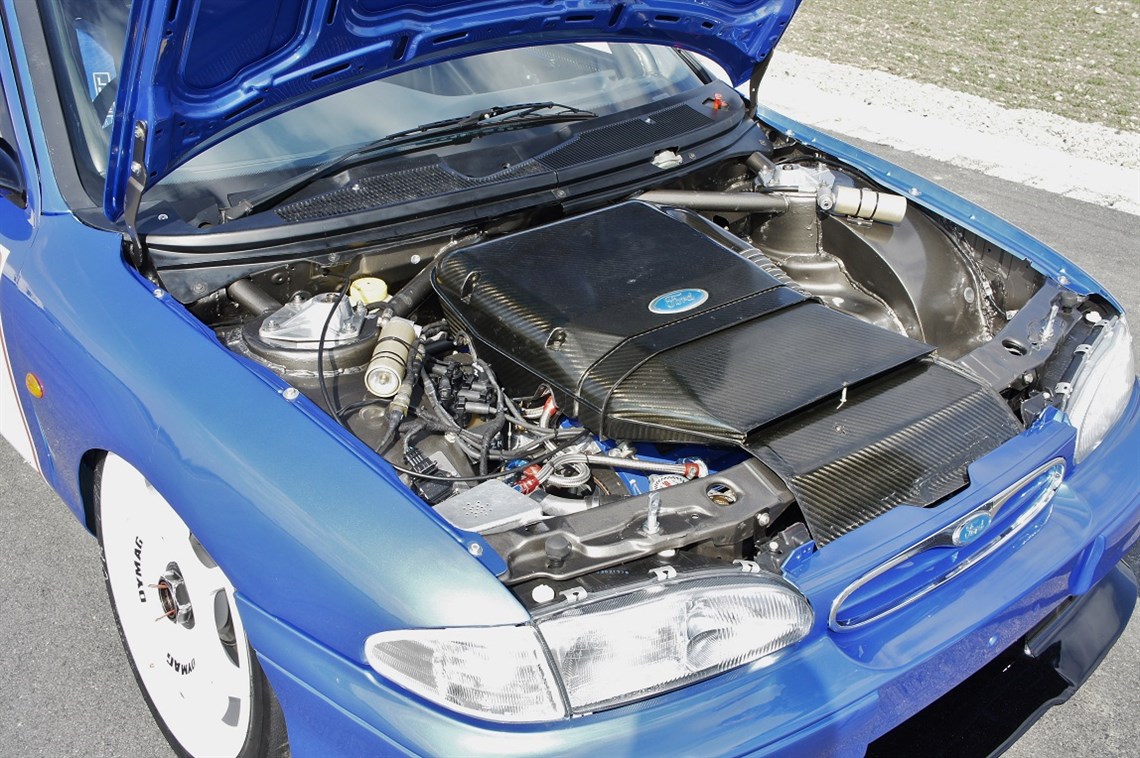 ford-mondeo-super-touring-car-ex-btcc-charlie