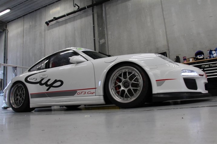 2012-porsche-gt3-cup-997-gen-2-with-bosch-abs