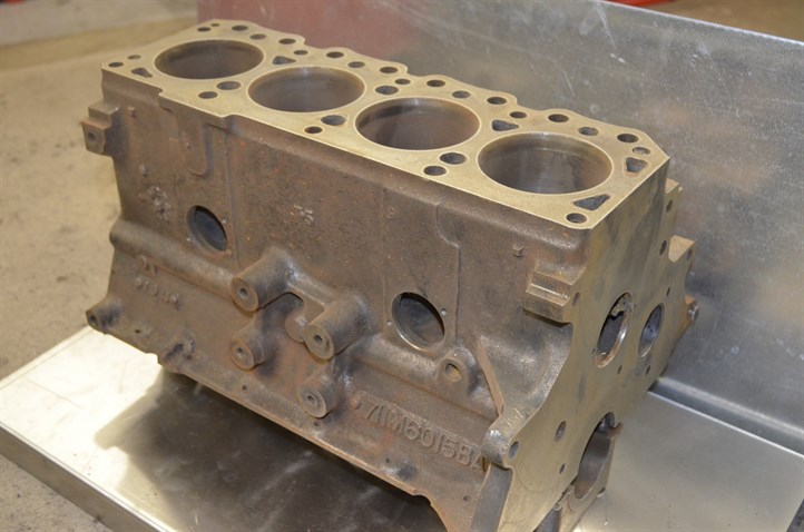 1600-cc-cross-flow-engine--bare-block-complet