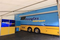 20-t-rigid-race-transporter-with-accommodatio