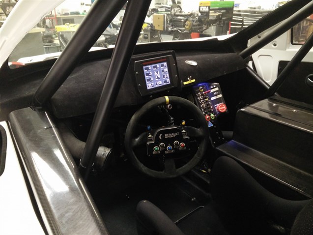 megane-trophy-endurance-racer