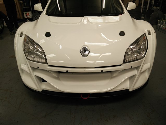 megane-trophy-endurance-racer