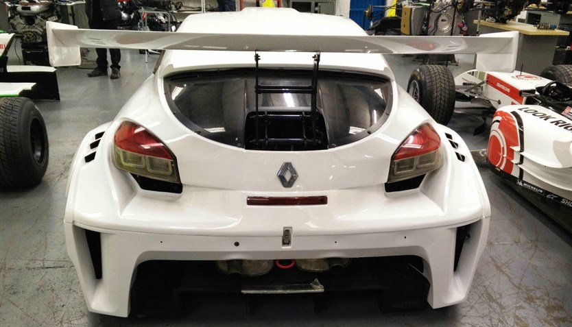 megane-trophy-endurance-racer