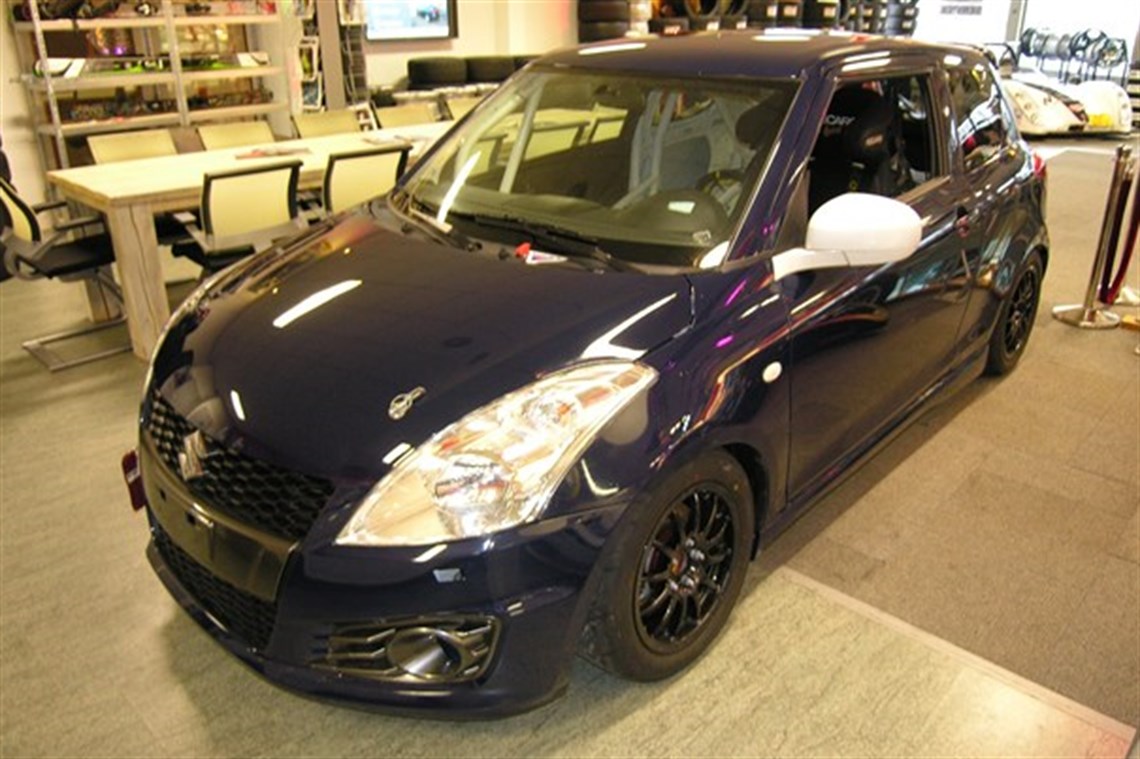 suzuki-swift-16-sport-cup-racer