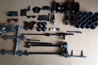 assorted-formula-renault-fr2000-parts---suspe