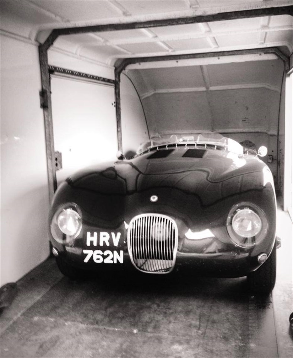 tri-axle-brian-james-motor-shuttle