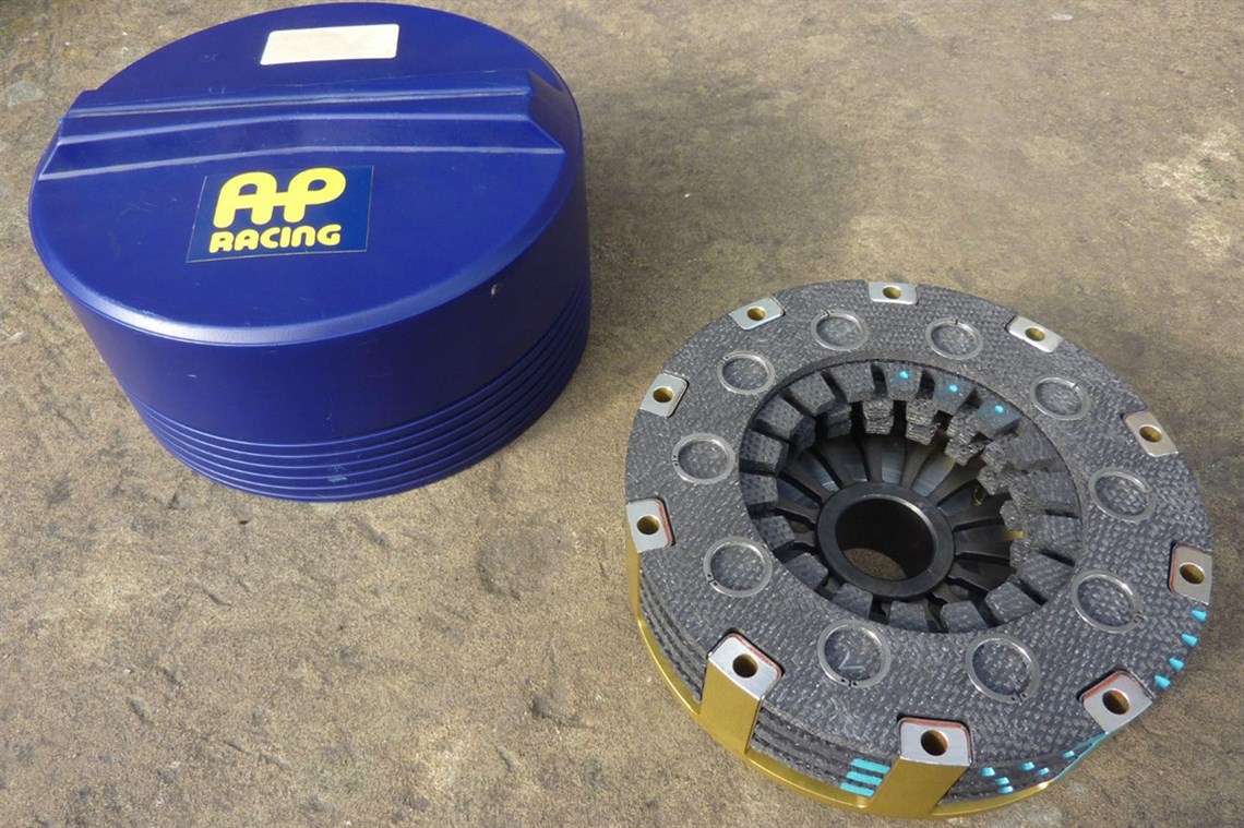 new-ap-racing-55-140mm-pull-carbon-clutch