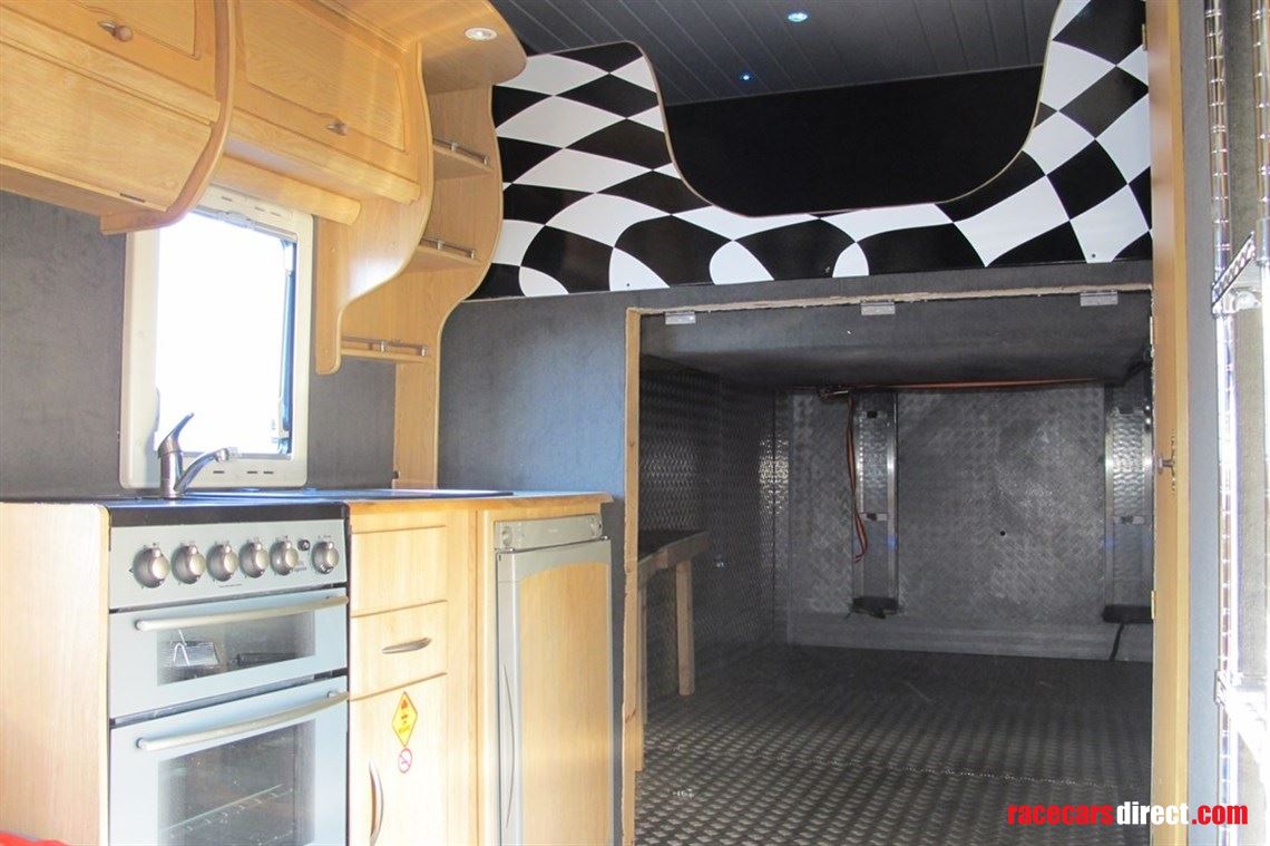 renault-midlum-race-transporter-motorhome