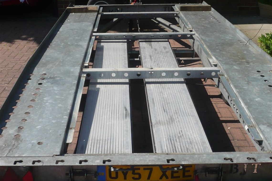 18-brian-james-trailer-t-610