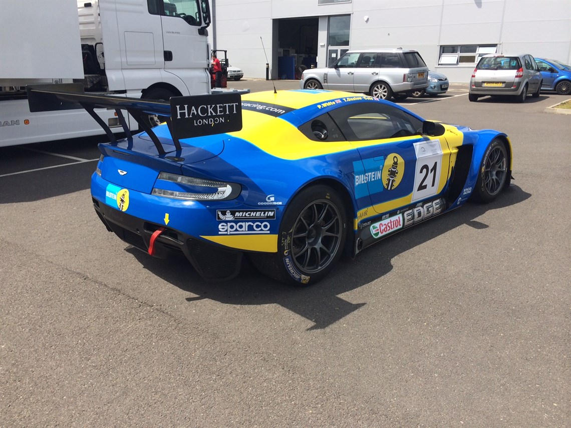 aston-martin-vantage-gt3-billie