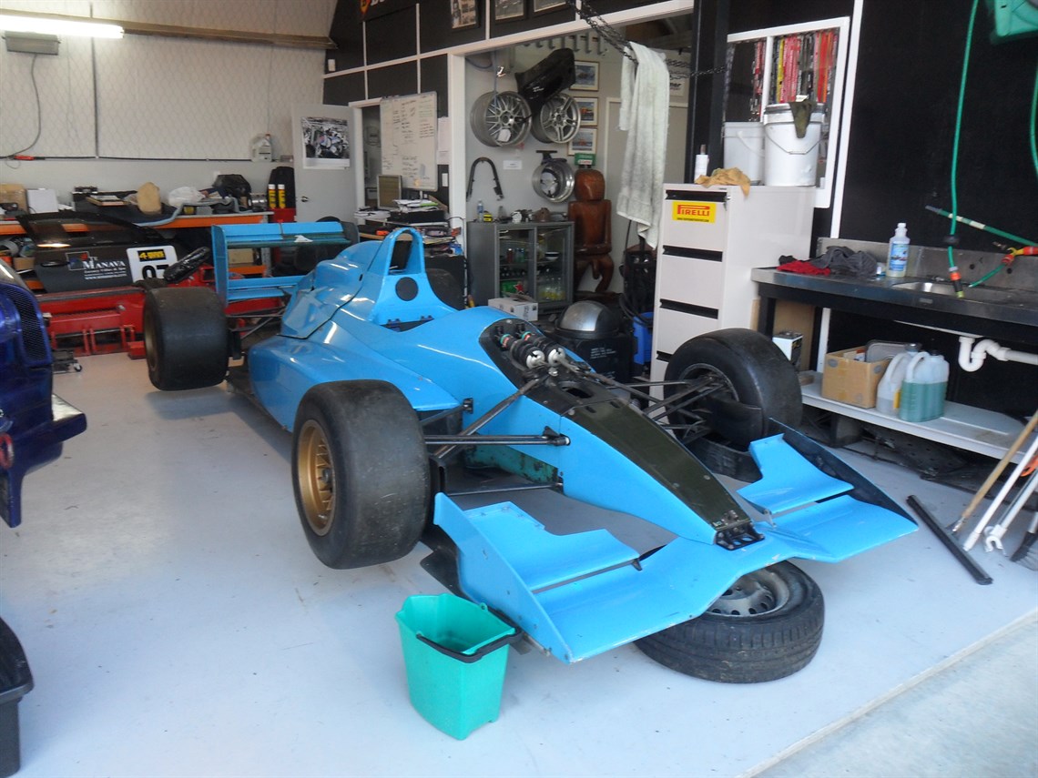 92-reynard-f3000