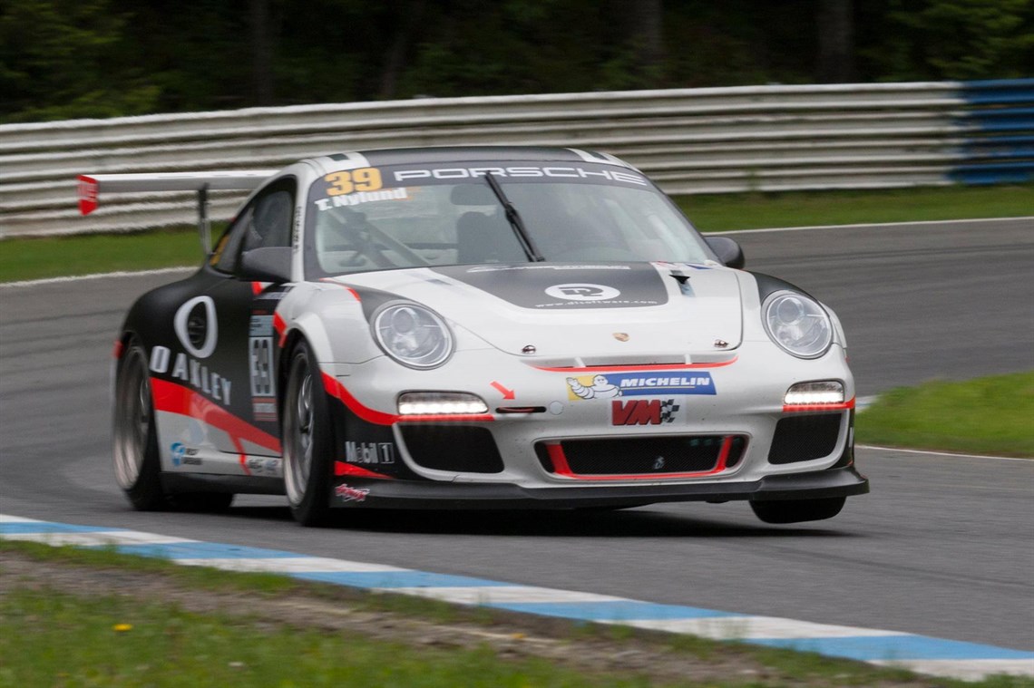 porsche-997-gt3-cup-2011