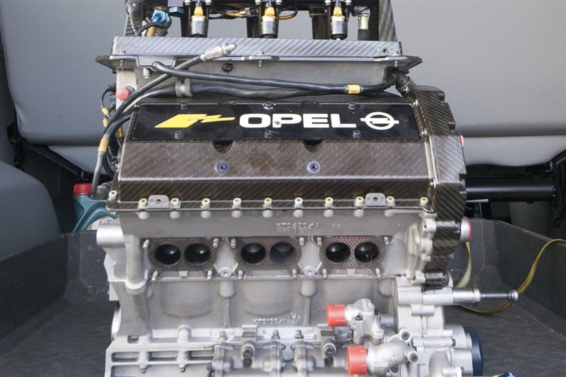 cosworth-kf-engine