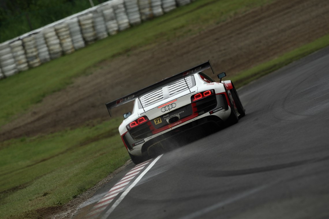 2013-audi-r8-lms-ultra
