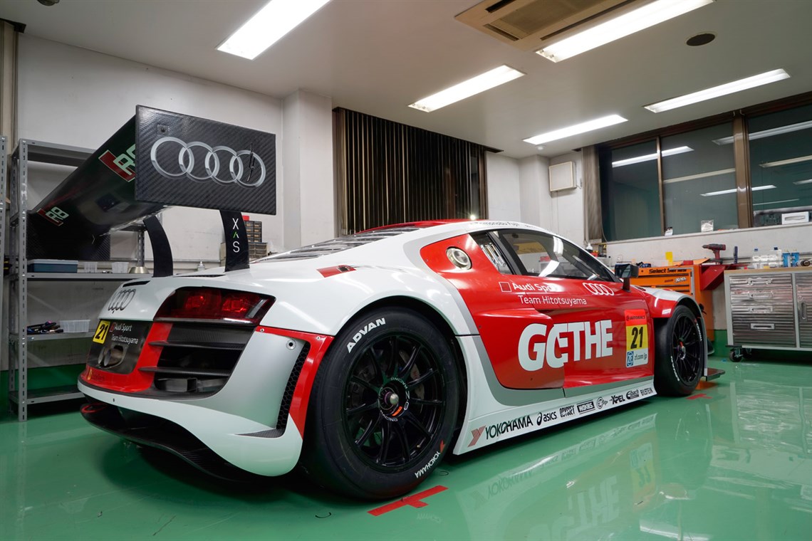 2013-audi-r8-lms-ultra