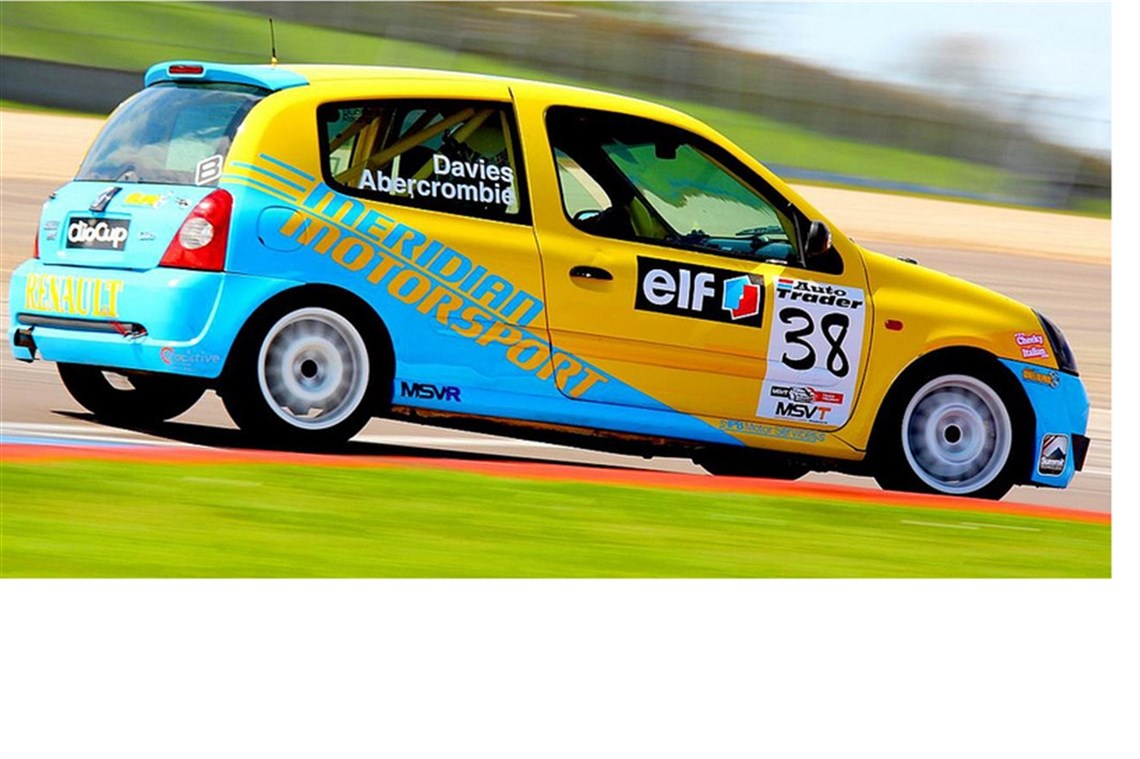 genuine-renault-clio-cup-racer-011-sadev-sequ