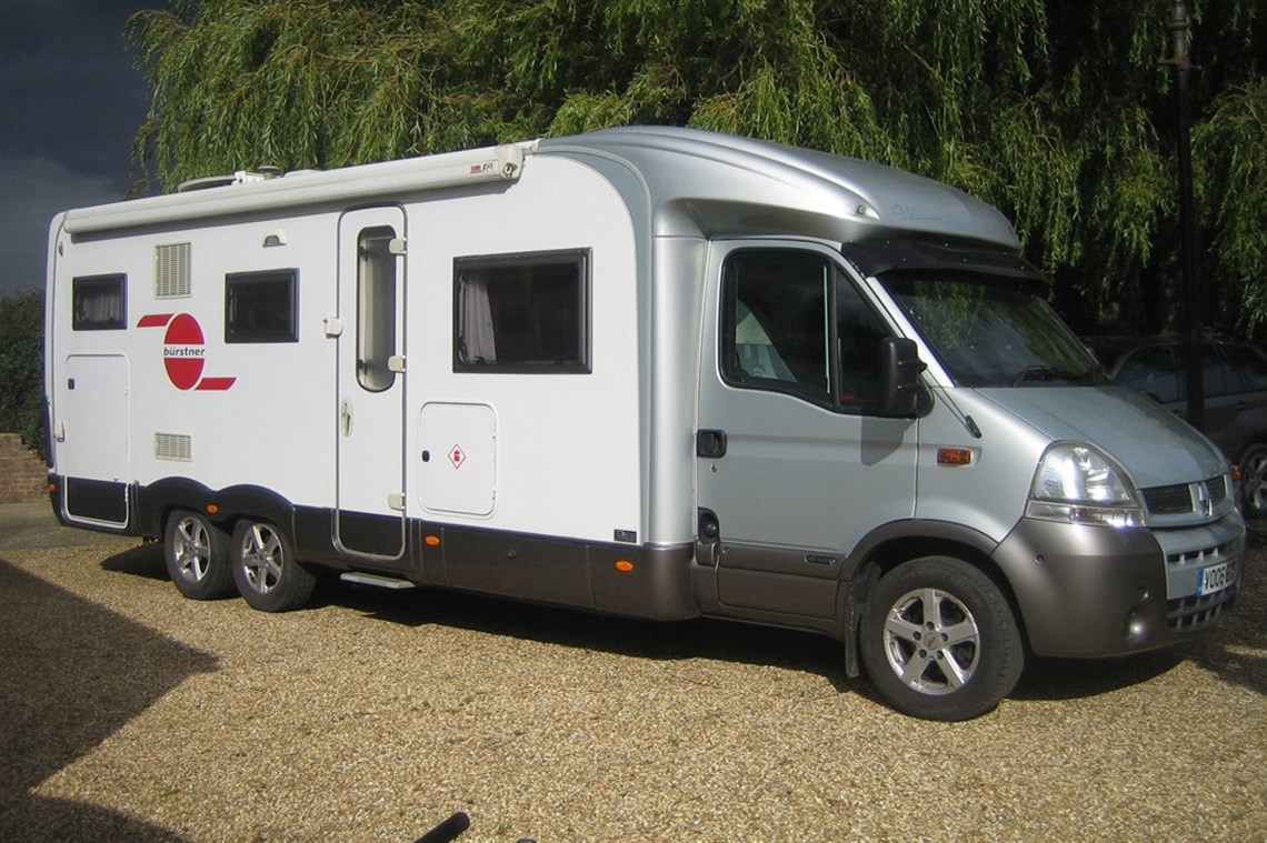 burstner-delfin-t821