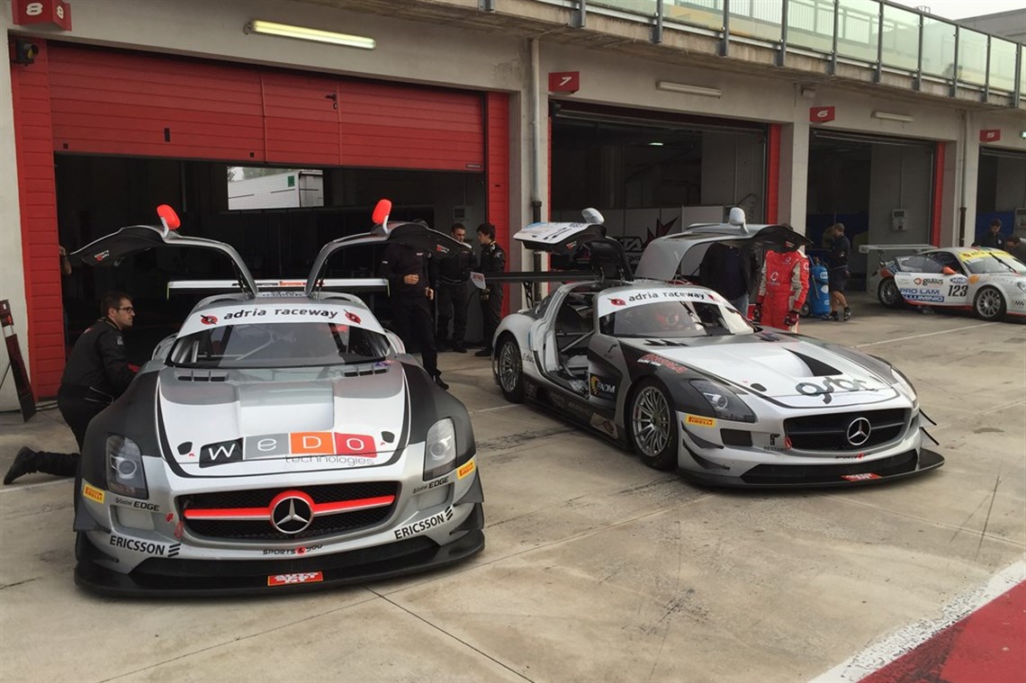 2x-mercedes-sls-amg-gt3