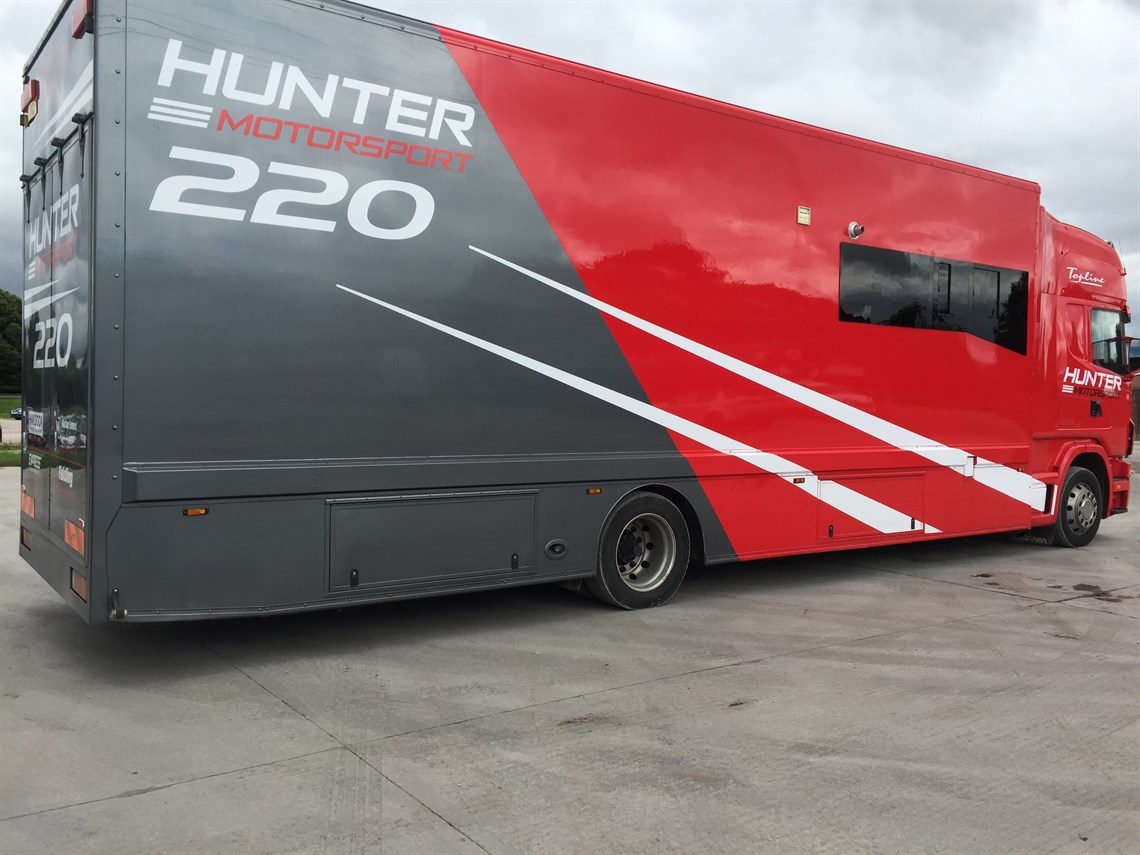 scania-v8-race-truck-transporter