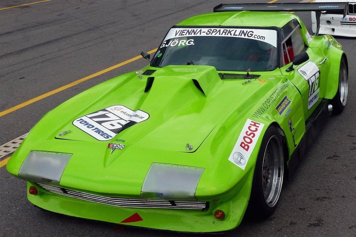 corvette-split-window-replica---sold