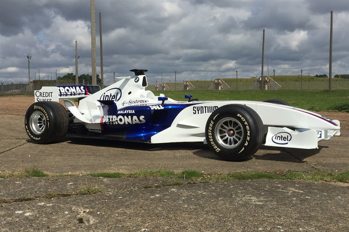 goon-squad-f1-show-car