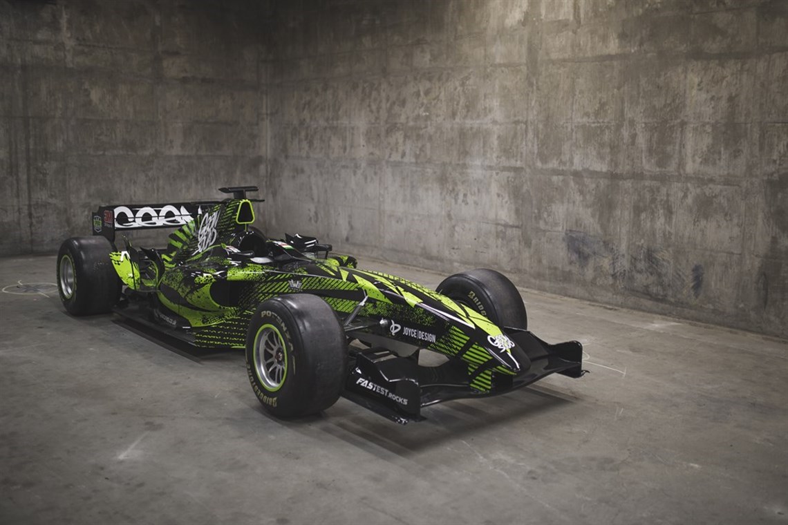 goon-squad-f1-show-car